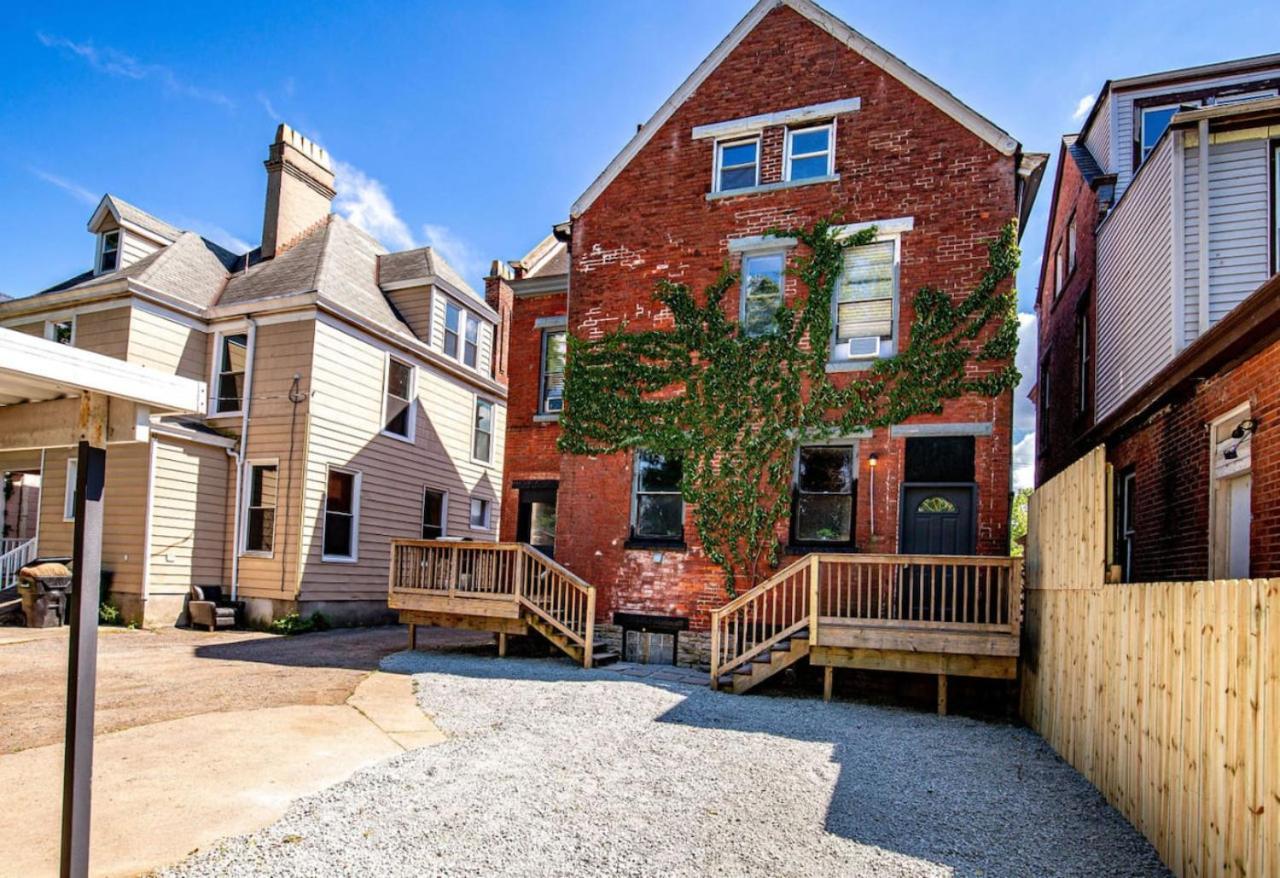 Downtown Mansion With 7 Bedrooms 2.5 Baths Sleeps 20 Cincinnati Exterior foto